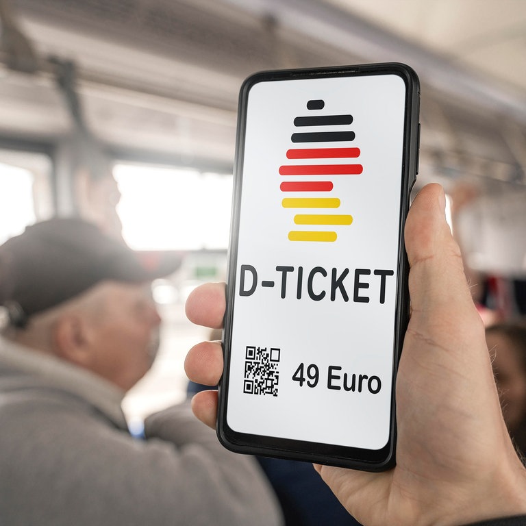 So bekommen Sie Ihr Deutschlandticket in Südbaden SWR Aktuell