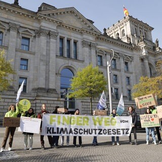 Kritik Bundestag beschließt Klimaschutzgesetz NEWSZONE