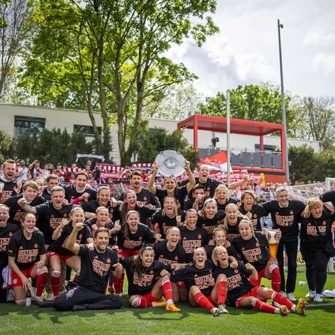 FC-Bayern-Frauen gewinnen vorzeitig deutsche Meisterschaft (Foto: IMAGO, IMAGO / Beautiful Sports / Axel Kohring)