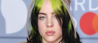 Billie Eilish soll Sanpaku-Augen haben