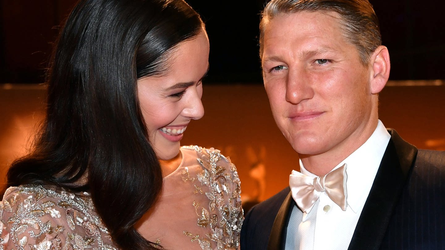 Bastian Schweinsteiger und seine Ana sind Eltern geworden.