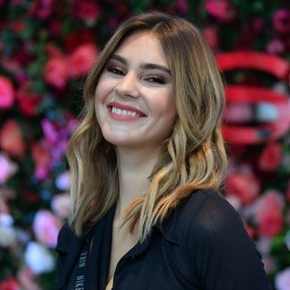 Das Model Stefanie Giesinger kommt zur Veranstaltung Be InStyle im Cafe Moskau.