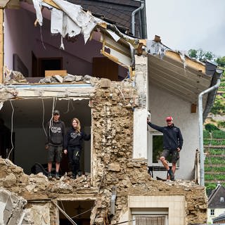 Flutopfer im Ahrtal - neue Hilfsangebote