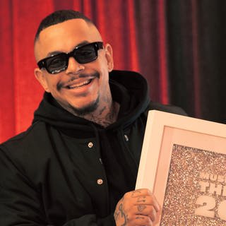 Der Berliner Rapper Luciano erhält den Preis für das erfolgreichste Musikvideos 2022 in Deutschland.