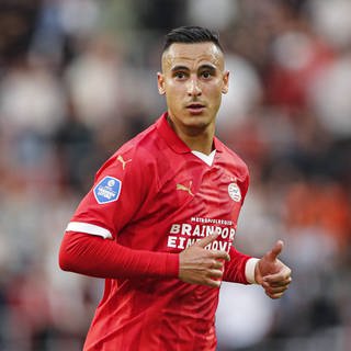 Anwar el Ghazi während des Freundschaftsspiels: Der Fußballer wurde von seinem Mainz wegen eines Social-Media-Posts zu Israel und Palästina freigestellt 