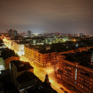 Blick auf die ukrainische Hauptstadt Kiew um kurz nach fünf Uhr am Morgen (Archivbild: 24.02.2023)