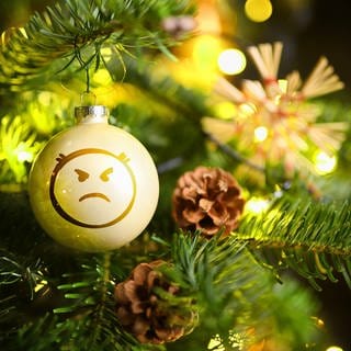 Real talk: Weihnachten soll zwar schön sein, aber für einige ist es einfach nur Stress.