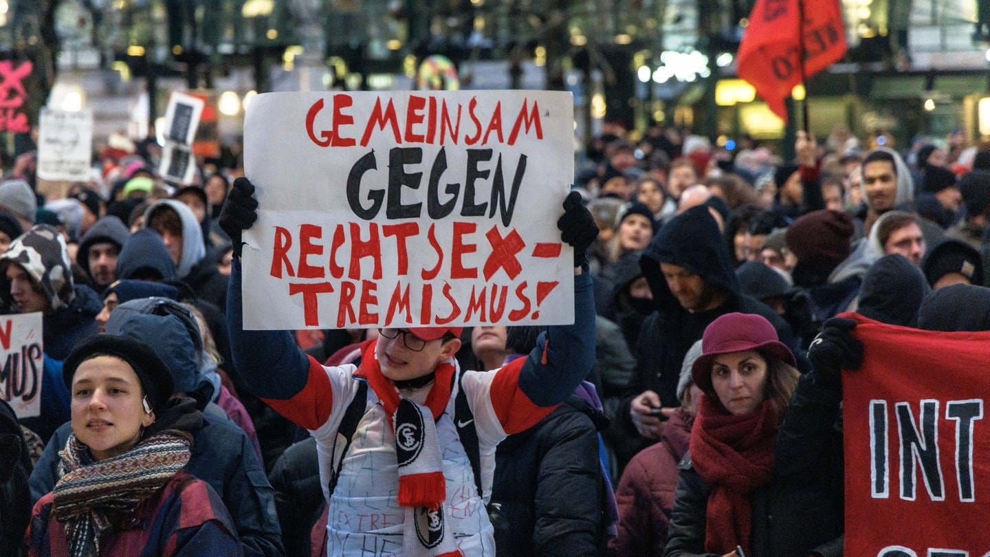 Ein Teilnehmer der Demonstration 