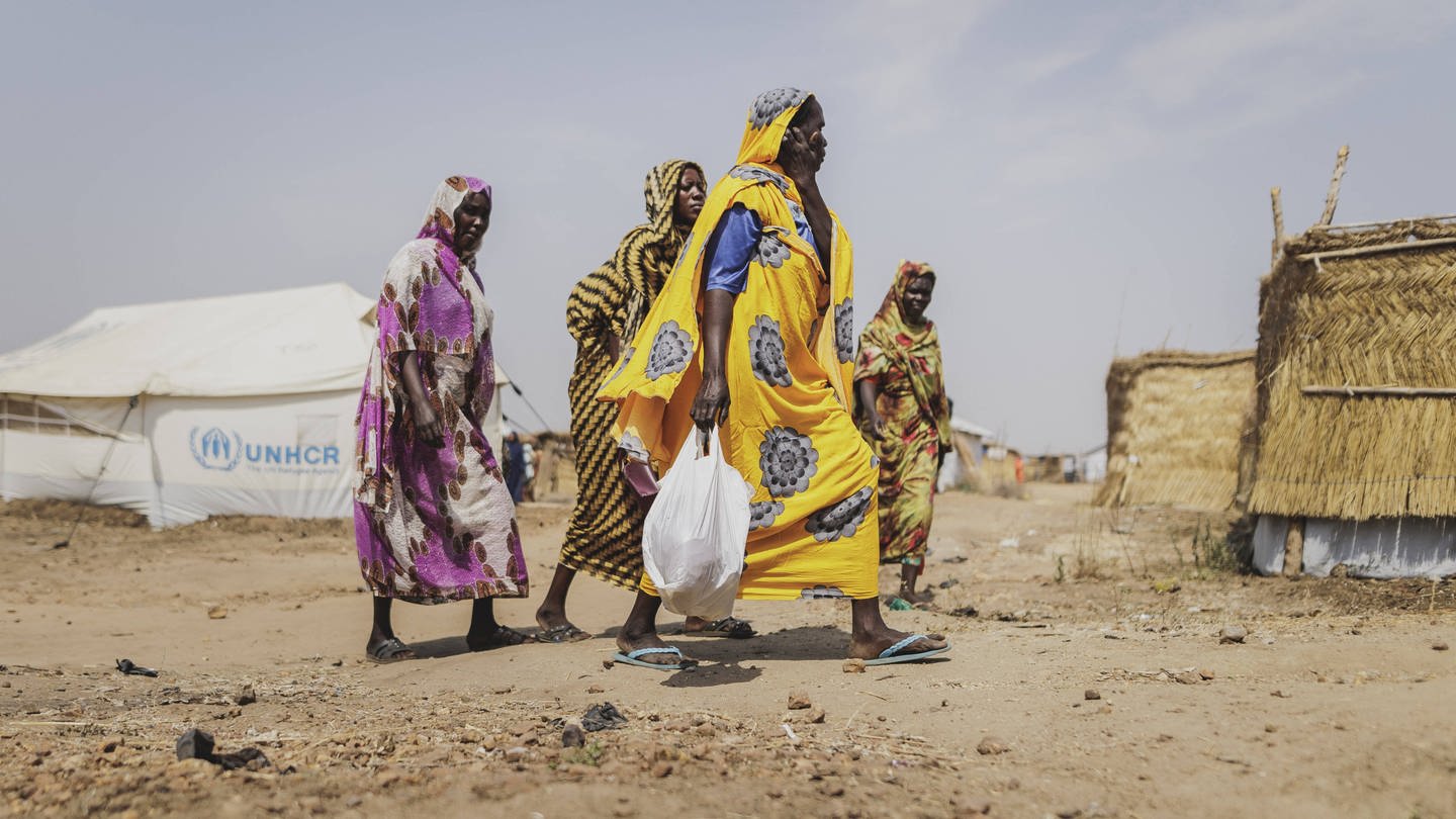 Geflüchtete im Sudan in einem Flüchtlingscamp der Organisation UNHCR