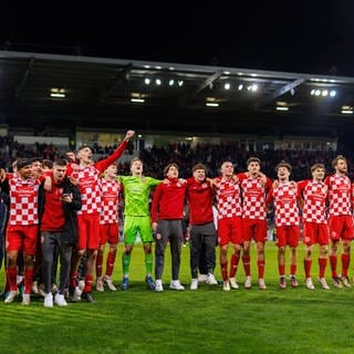 Die U19 von Mainz 05 ist in der Youth League weiter on fire und haben im Achtelfinale mit 2:1 gegen ManCity gewonnen.