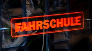 Den Führerschein zu machen, kann laut ADAC bis zu 4.500 Euro kosten. Das ist viel zu teuer, sagt die CDUCSU-Fraktion.