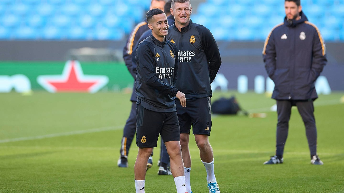 Lucas Vazquez und Toni Kroos bei Real Madrid