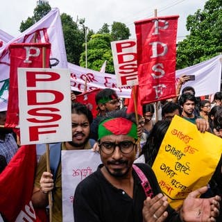 Studenten in Bangladesch protestieren gegen das Quotensystem im öffentlichen Dienst.