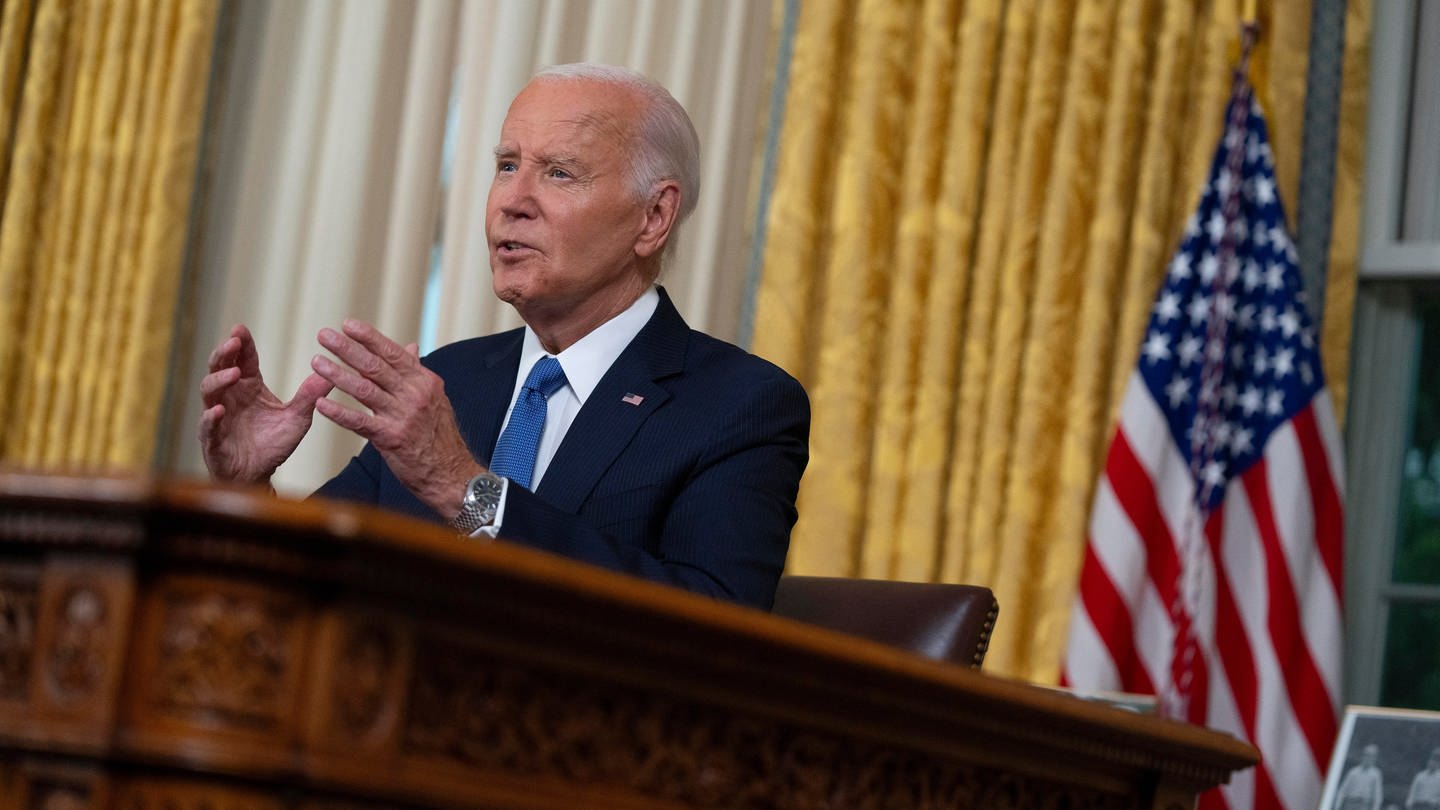 US-Präsident Joe Biden spricht im Oval Office des Weißen Hauses über seine Entscheidung, seine Kandidatur für die Wiederwahl zum Präsidenten der Demokraten aufzugeben.