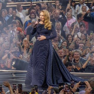 Adele bei einem ihrer Konzerte in München