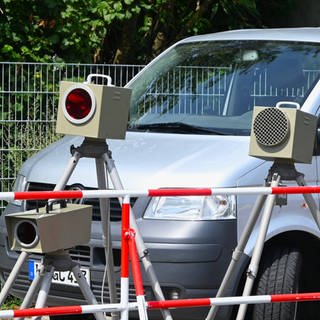 Beim Blitzermarathon 2024 im August will die Polizei in mehreren Bundesländern verstärkt die Geschwindigkeit von Autofahrern kontrollieren.