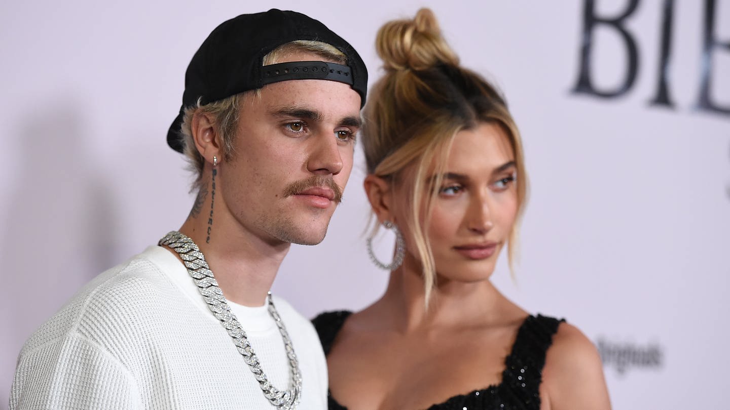 Justin Bieber und Hailey Bieber gemeinsam auf einem Event (Archivbild)