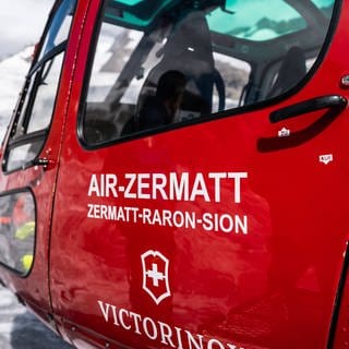 Hubschrauber "Air Zermatt" in der Schweiz