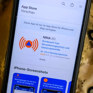 Am Warntag 2024 in Deutschland informiert dei Warnapp Nina über den Probealarm.