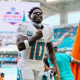 NFL-Profi Tyreek Hill bei einem Spiel für die Miami Dolphins - vorher war von der Polizei festgenommen worden.