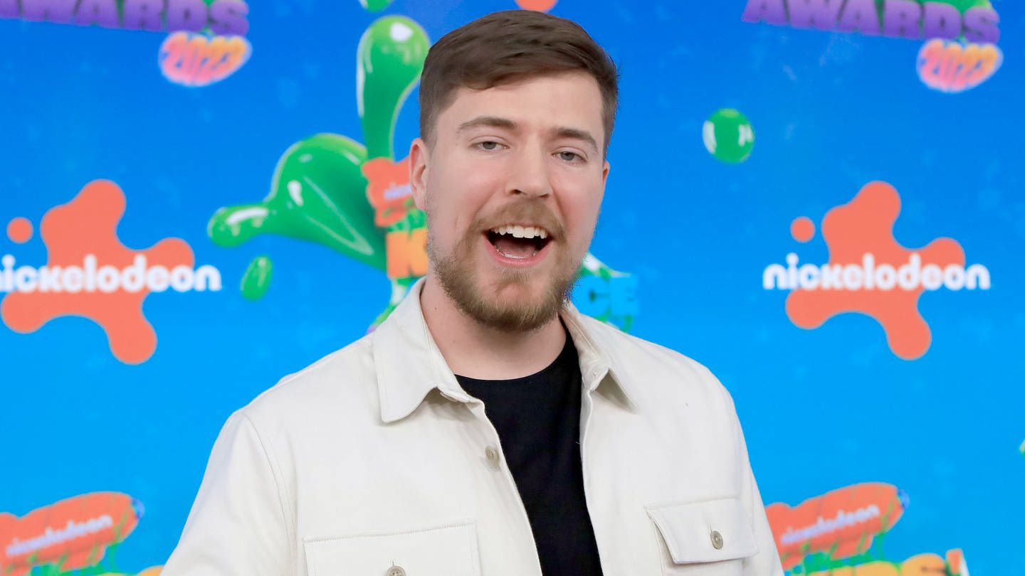 YouTuber Jimmy Donaldson alias MrBeast - Mehrere Teilnehmende der Show 