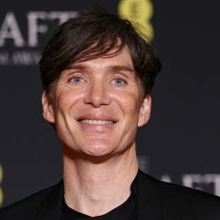 Cillian Murphy im Presseraum nach dem Gewinn des Preises für den besten Hauptdarsteller im Film "Oppenheimer".