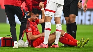 Der FC Bayern München gewinnt am 7. Spieltag der Bundesliga gegen den VfB Stuttgart. Aleksandar Pavlović verletzte sich früh im Spiel an der Schulter.