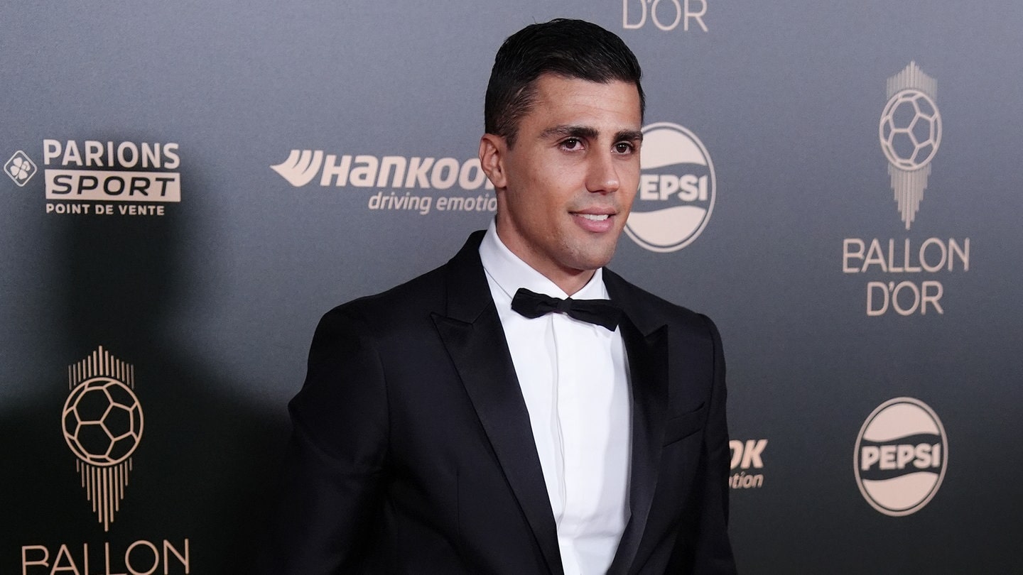 Offiziell-Rodri-gewinnt-den-Ballon-d-Or-