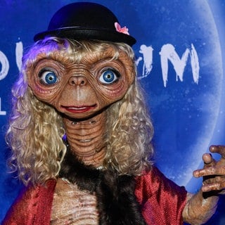 Heidi Klum bei ihrer Halloween-Party als Außerirdischer E.T.