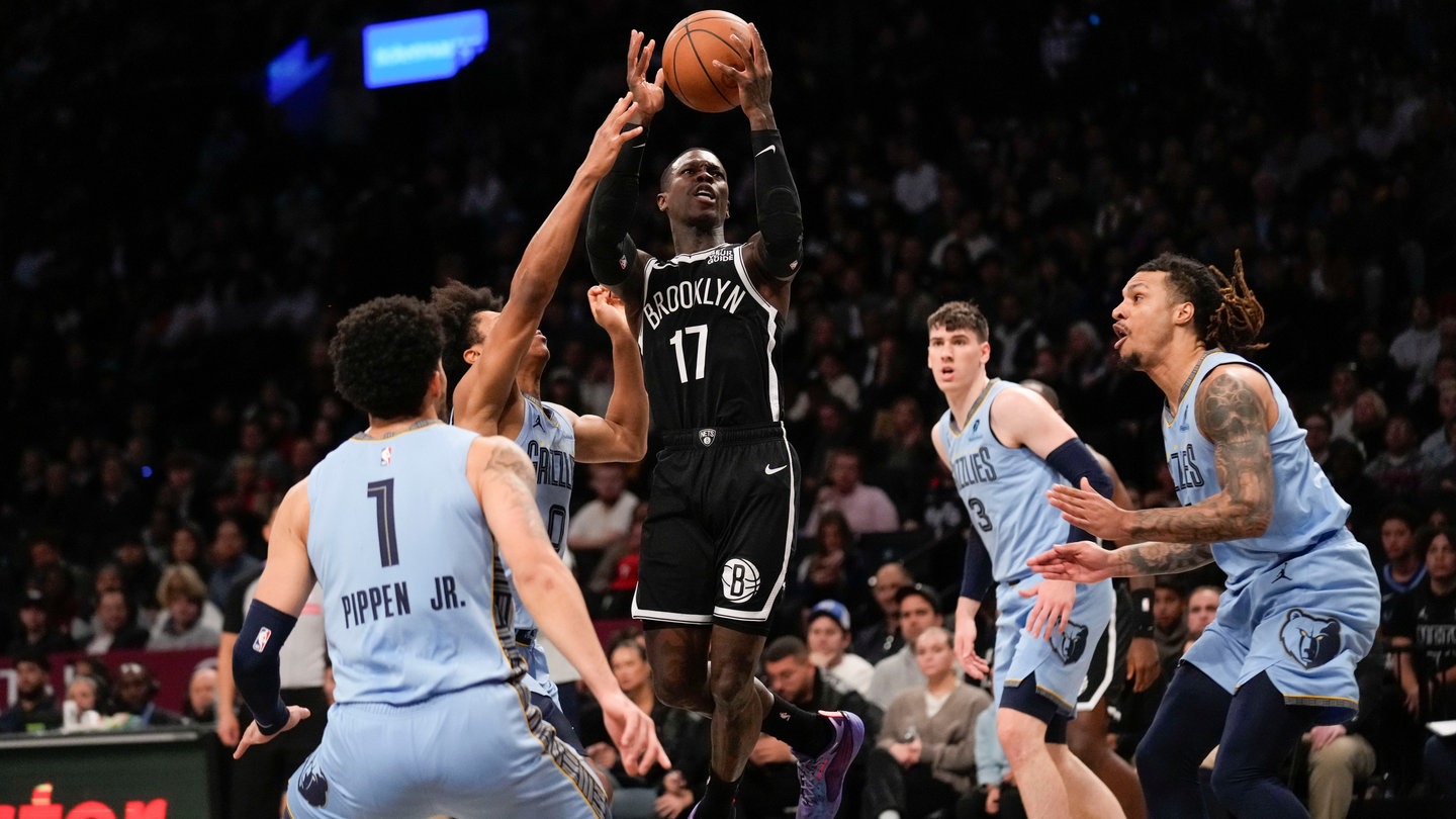 Der deutsche Basketballer Dennis Schröder hat die Brooklyn Nets zum Sieg gegen die Memphis Grizzlies geführt. Das war beim Spiel los.