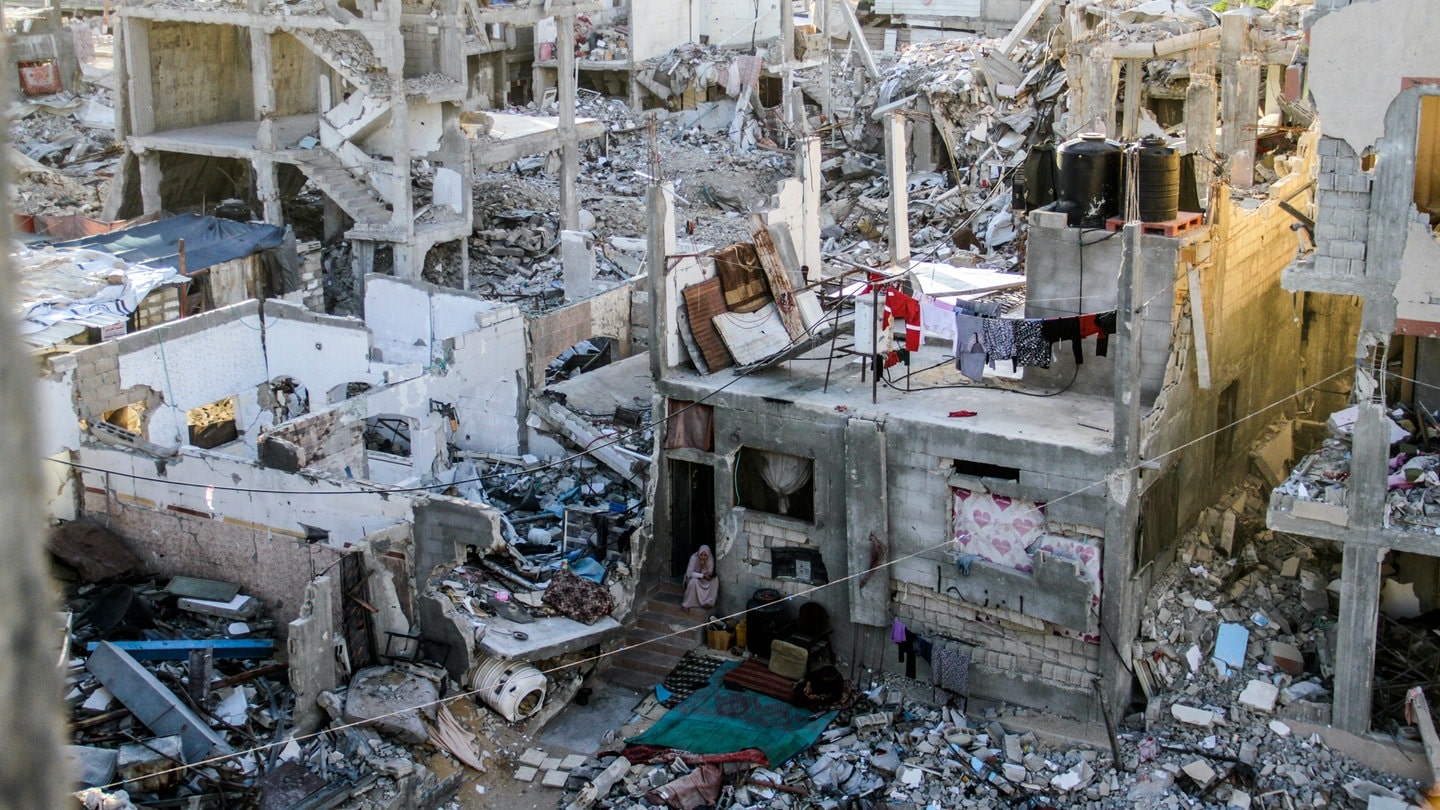 Blick auf einen Teil der zerstörten Stadt Dschabalia im nördlichen Gazastreifen.