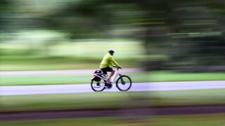 SYMBOLBILD - Trier. Die Radlerinnen und Radler der VOR TOUR der Hoffnung haben in diesem Jahr ein Rekordergebnis eingefahren. Nach Angaben der Veranstalter kamen 750.000 Euro zusammen.