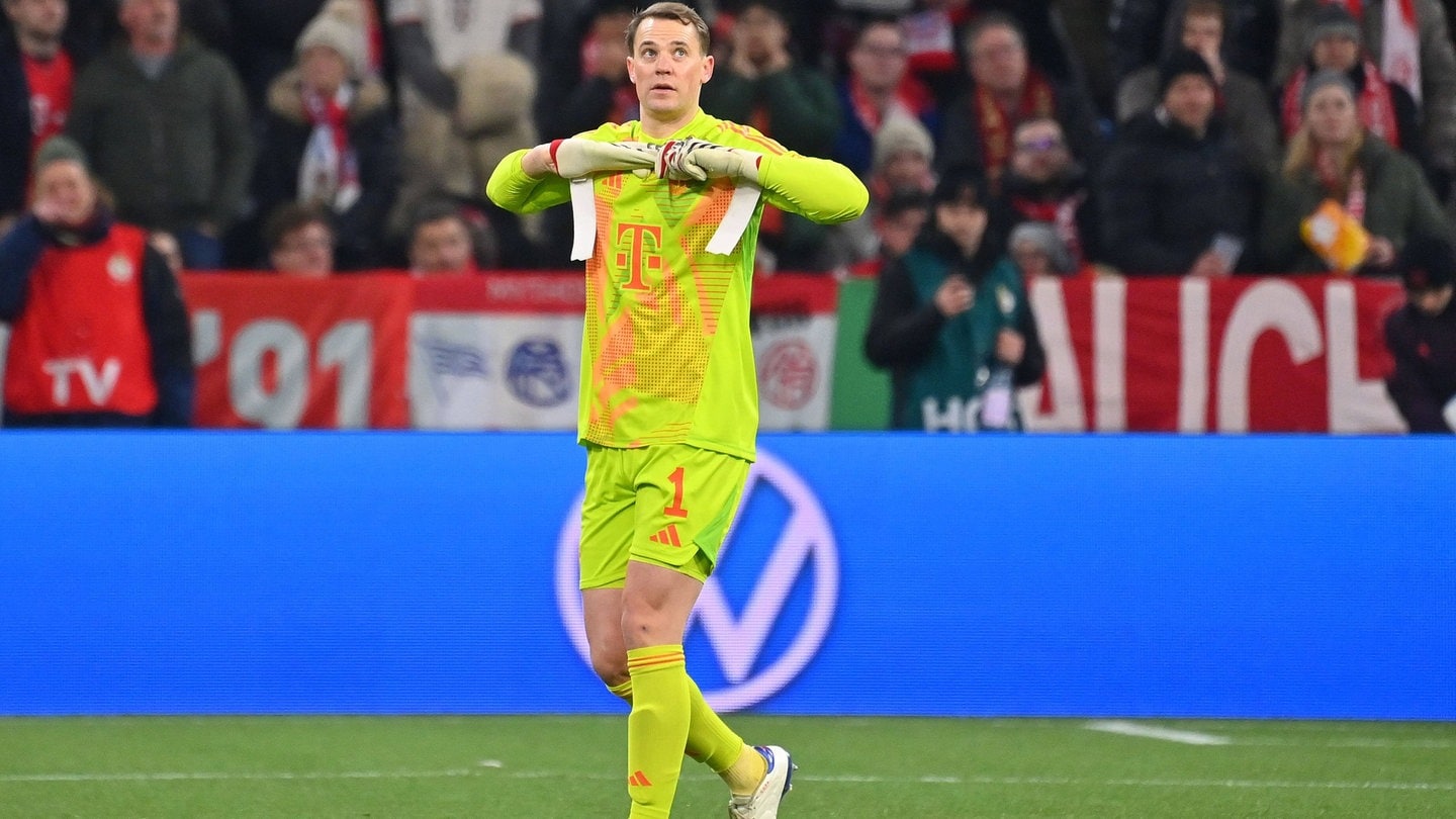 Erste rote Karte für Manuel Neuer!