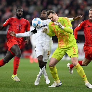 FC Bayern München gegen Bayer 04 Leverkusen im DFB-Achtelfinale.