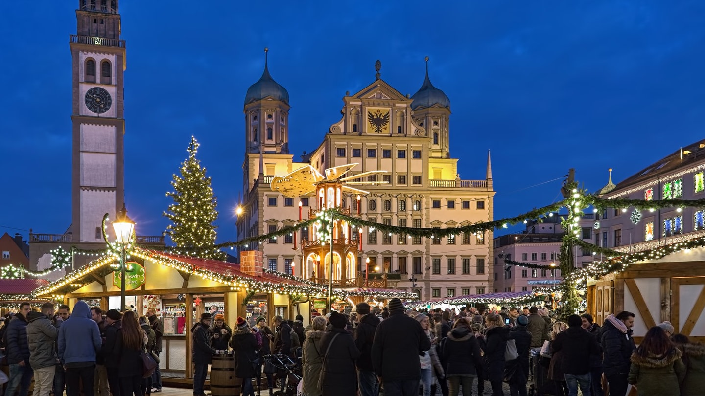 Bild vom Christkindlesmarkt in Augsburg aus dem Jahr 2018. Die Polizei soll einen Mann festgenommen haben, der einen Anschlag geplant habe.