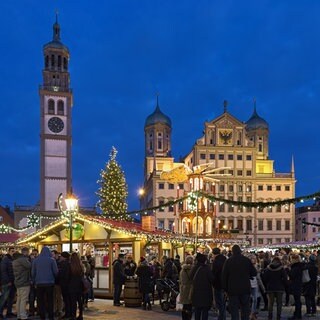 Bild vom Christkindlesmarkt in Augsburg aus dem Jahr 2018. Die Polizei soll einen Mann festgenommen haben, der einen Anschlag geplant habe.