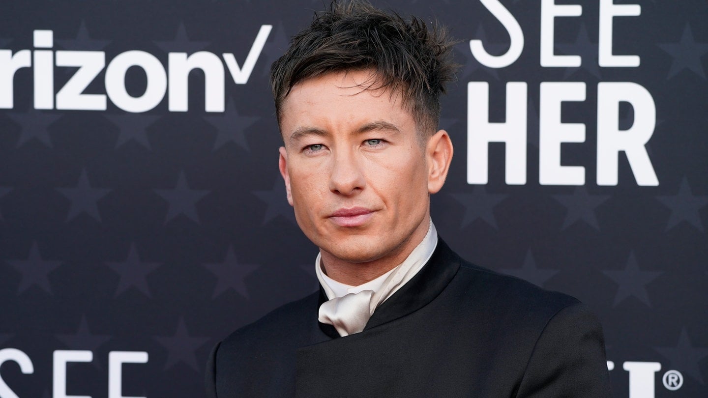 Barry Keoghan hat sich zu den Gerüchten rund um die Trennung von Sabrina Carpenter geäußert