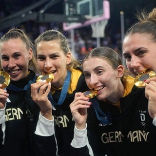  3x3 Basketball, Damen: Svenja Brunckhorst, Sonja Greinacher, Elisa Mevius und Marie Reichert 