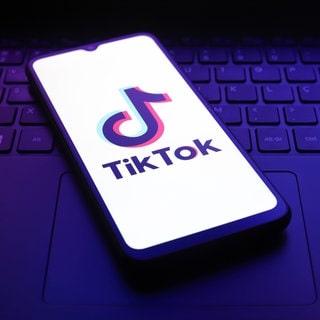 Der Video-Plattform TikTok droht die Abschaltung. Hoffnungen ruhen auf Donald Trump.