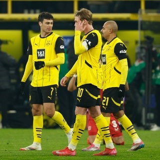 Pleite für den BVB: Am Freitagabend verlor Borussia Dortmund das erste Spiel in der Bundesliga im Jahr 2025 mit 2:3 gegen Bayer Leverkusen.