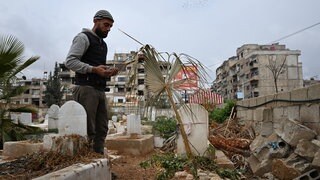 Syrien steht vor den Trümmern des Krieges - Deutschland möchte helfen.