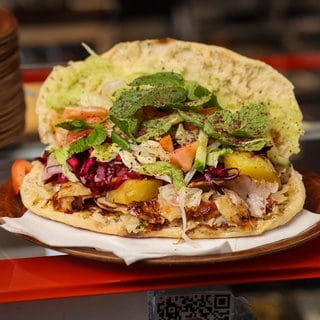 Handy für Döner verkauft - Mann täuscht Diebstahl vor.