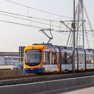 Dienstag und Mittwoch fällt der ÖPNV im Rhein-Neckar-Kreis aus! Der Grund für die Streiks: Tarifverhandlungen der RNV.