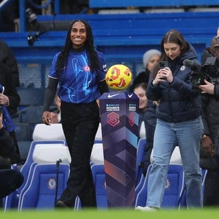 Die Neuverpflichtung Naomi Girma vom FC Chelseas während des Spiels der FA Women's Super League an der Stamford Bridge in London. Erster Millionentransfer im Frauen-Fußball.