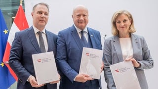 Die Dreier-Koalition aus ÖVP, SPÖ und NEOS in Österreich steht.