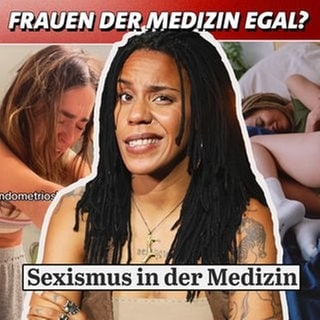 Host El mit kritischem Blick zwischen zwei sich aufgrund der PeriodeEndometriose vor Schmerzen krümmenden Frauen